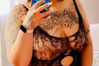 Let Me Be Your Sweet Escape 😘🥰... - Image 2