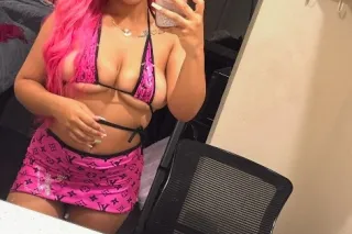 Let Lexxi Be Your Fantasy Ask ... - Image 1