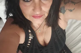 Sexy Gilf ready to please - 58 - Image 1