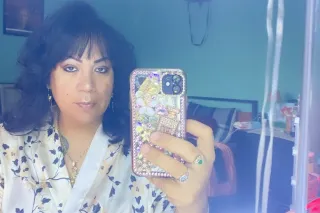 Sexy Mexican bombshell ready to play - Image 6