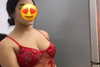Hello new sexy latina Available Now - Image 2