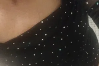 cum get wet from my showers - Image 6