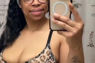 good morniiing gentlemen 🥰😏DID... - Image 2