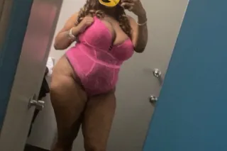 Its Juicy Baby👅FaceTime Shows ... - Image 2