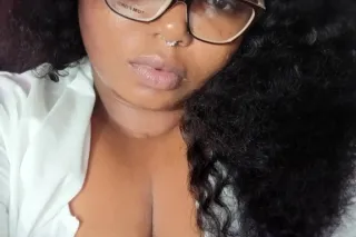 💦Sweet 🍯Thicc Creamy Peaches 🍑... - Image 1