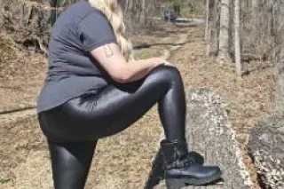 love older men - 33 - Image 3