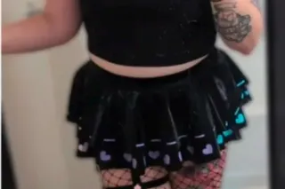 ~alt girl~ pierced clit & nipples - Image 5