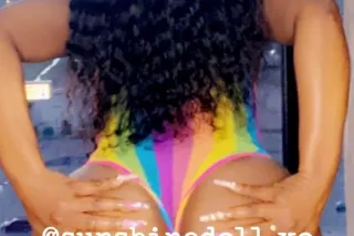 I ᑕ💦ᗰ тo YOᑌ 💋💋💋💋 ᑕᗩᒪᒪ ᑎOᗯ ᗷᗩᗷ... - Image 1