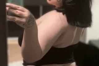 AVAILABLE NOW✅ thick and tatte... - Image 1