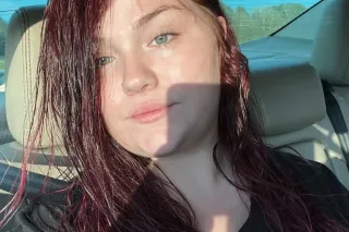 sexy snow bunny with dangerous beautiful eyes that takes souls😜 - Image 2