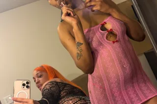 Double Dos Twins , 🥰😉 Sweet an... - Image 3