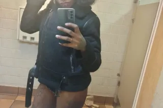 out calls only must have $15 dollars deposit - Image 7