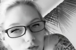 Let me make your Monday 💋 - Image 11