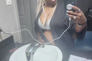 Cockold anyone. Watch me get fucked by a BBC - Image 6