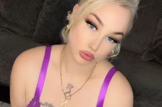 TIRED of AI PICS and big girls... - Image 3