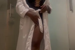 Available 😏✨ - 27 - Image 4