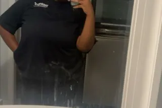 prettiest girl you've ever see... - Image 1