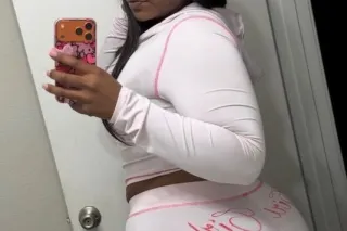 here for a goodtime 😘 not a lo... - Image 1