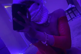 RED👅 - 21 - Image 3