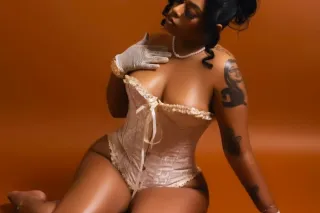 chica latina - Image 7