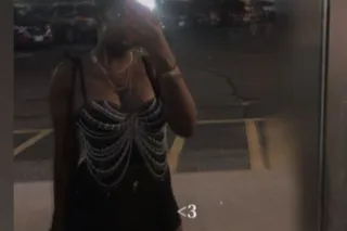 SWEET PETITE BEAUTY 💋 GREAT CO... - Image 2