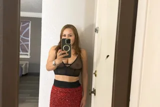 sexy latina - Image 5