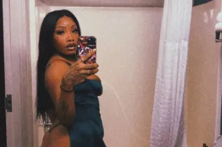 ASAIN HOTTIES 🤪SPECIAL 2⃣👯♀GIR... - Image 1