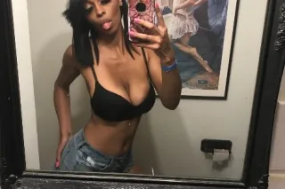 tall, slim, and ready to give ... - Image 1