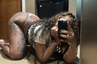 wet . tight good Grip💦😩 - Image 3