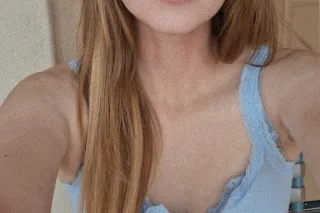 Local hot college girl REAL AN... - Image 4