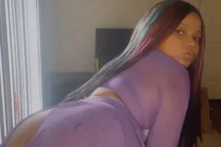 come have fun babe 😘💋 - Image 1