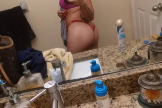 Slim sexy Latina and im ready baby - Image 8