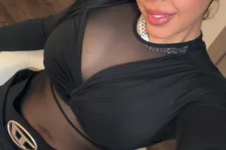 aisha - 25 - Image 4