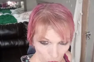 Guys ill have a sitter for my mom all day tomorrow so if you want to arrange a meeting let me knownothing is off the menue now come lets playgot a new phone call me ot text allowing going down on me - Image 2