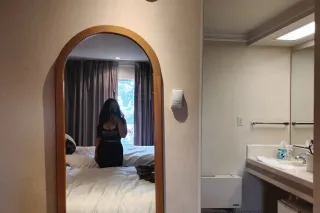 New to town - Image 5