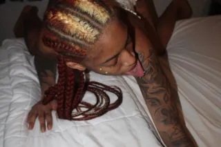 ☀PETITE & UNFORGETTABLE 😏😩 NEW... - Image 4