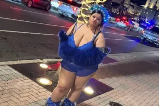 Come See Your Fav Latina bbw - Image 5