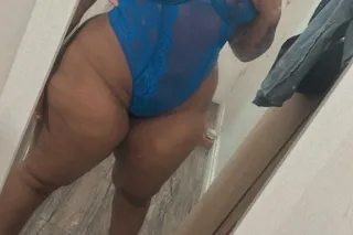 Dominican mamix $60 x 10 minut... - Image 1