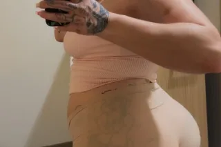 Sexy Pawg in RICHMOND VA 💃🏻🌹🍑 ... - Image 1