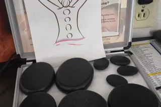 QV70 HH100 HR200 CAR DATE 50 LAST DAY IN TOWN - Image 3