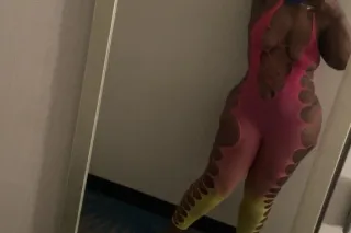 Jamacian Beauty 🇯🇲 - Image 1