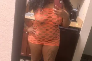 short, flirtatious , sexy 😌😏 t... - Image 3