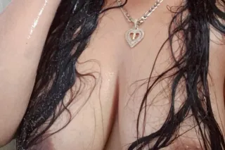 cum relax N enjoy a piece of🍓🍰... - Image 2