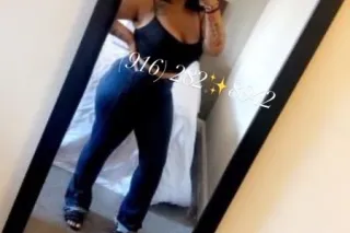 🌺 𝒄𝒉𝒐𝒄𝒐𝒍𝒂𝒕𝒆 𝒖𝒑𝒔𝒄𝒂𝒍𝒆 𝒆𝒃𝒐𝒏𝒚 𝒃𝒐𝒎𝒃... - Image 2