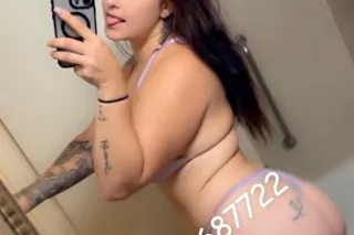 5'6 180lb slim THICK white 😘 c... - Image 4