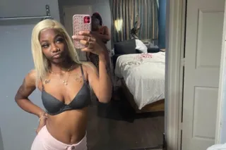 🩷🩷😘😘 Sexy & FREAKY 🩷🩷😘😘 I LOVE... - Image 3