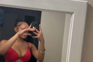 Belizean 🇧🇿pretty brown drivin... - Image 1