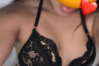 latina pelinegra caliente en t... - Image 1