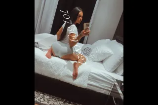 🌟🌟 DONT MISS OUT! ONE of ONE VIBE!🌟🌟 LATINA/HAWAIIAN - Image 7