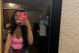 WET WARM & CREAMY 😻💦 tranny - Image 6